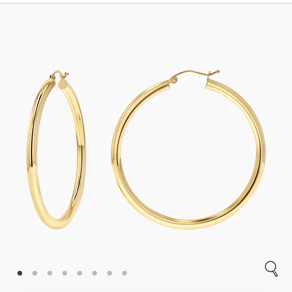 Baby Gold 3mm gold tube hoop earrings